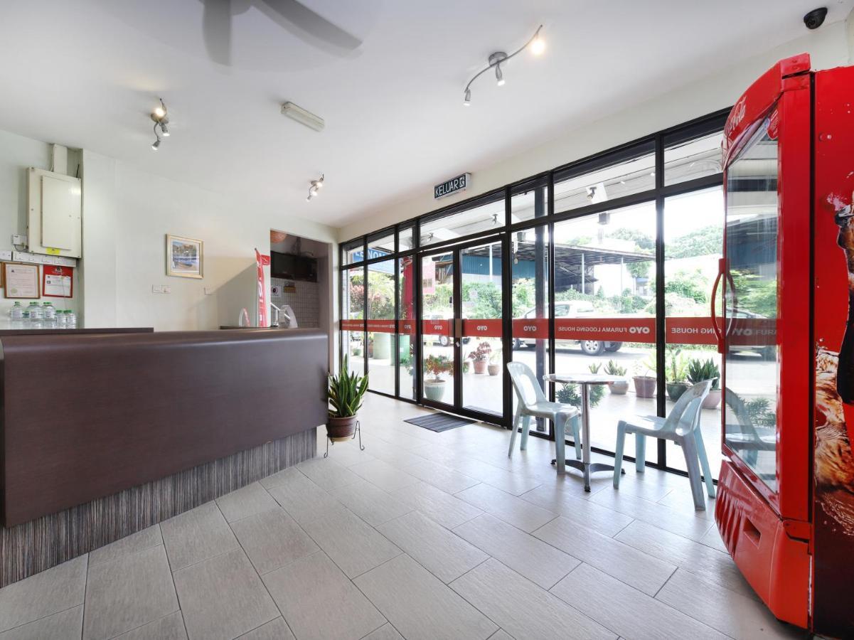 Oyo 44034 Furama Lodging House Kuching Extérieur photo